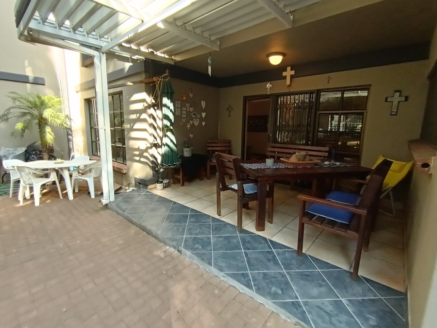 4 Bedroom Property for Sale in Baysvalley Free State